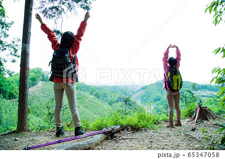 登山 女性 山ガール トレッキング 山登り 山 アウトドア ハイキング 登山 女性 山ガール トレッキング 山登り 山 アウトドア ハイキング 65347058