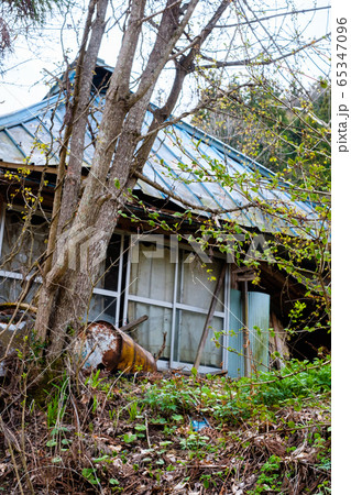 消滅集落の廃墟 65347096