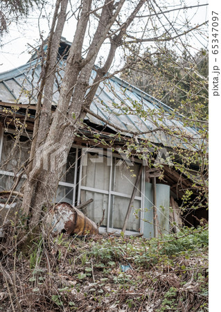 消滅集落の廃墟 65347097