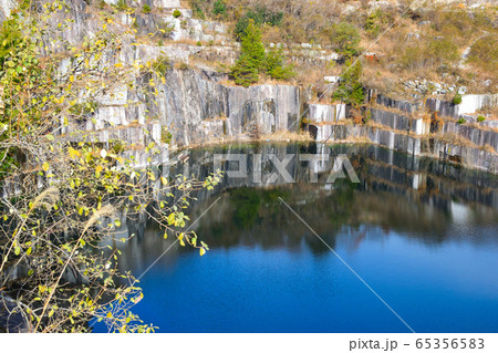 石切山脈の湖 石切山脈の湖 65356583