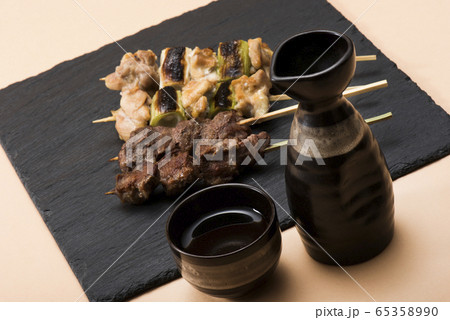 日本酒と焼き鳥 日本酒と焼き鳥 65358990