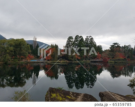 湯布院　金鱗湖２ 65359785
