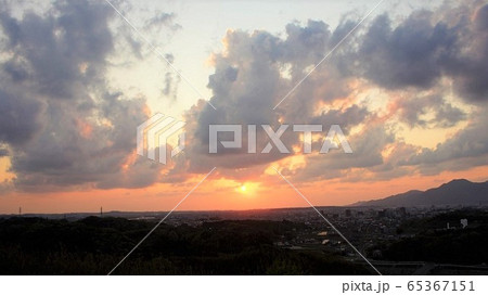 雲と夕焼け。 雲と夕焼け。 65367151
