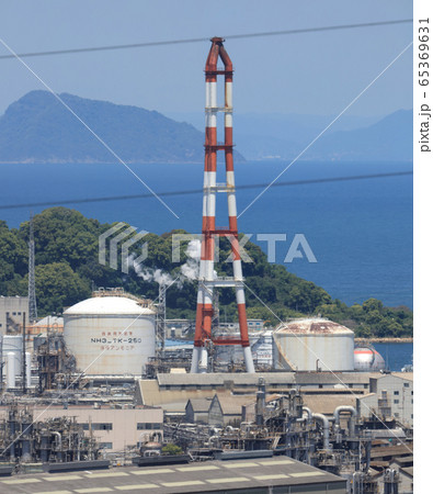 住友化学の愛媛工場新居浜地区と御代島付近 65369631