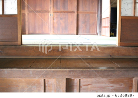 土間 引き戸 畳　土間イメージ 65369897