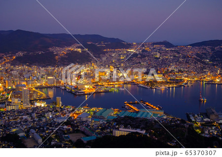 長崎・稲佐山からの夜景 65370307