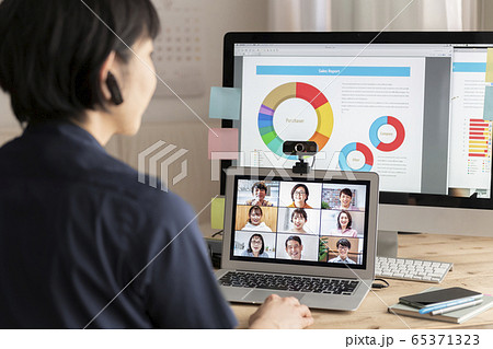 オンラインミーティング　ウェブ会議　イメージ 65371323
