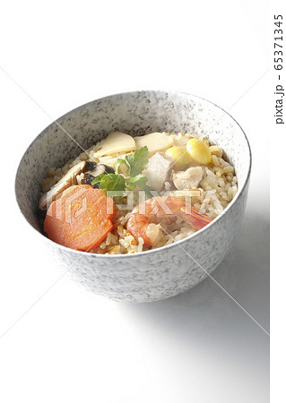 釜飯　炊き込みご飯 65371345