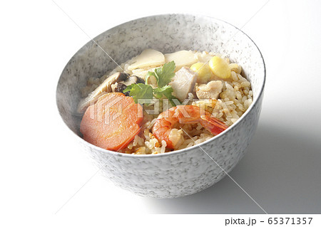 釜飯　炊き込みご飯 65371357