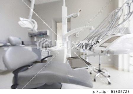 Modern high tech white dental clinic, newest equipment 65382723