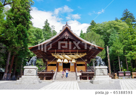 諏訪大社下社秋宮神楽殿 65388593