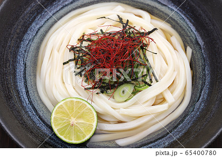 冷やしうどん 冷やしうどん 65400780