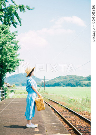 旅行　帰省　夏休み 65400866