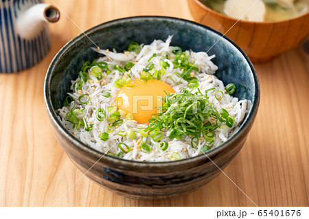 しらす丼 65401676