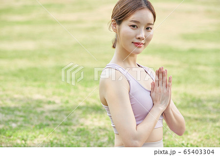 女性 女 女の子 65403304