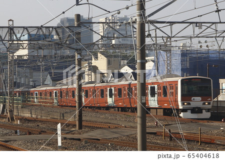 東京駅開業100年記念・赤レンガ色の特別ラッピング 東京駅開業100年記念・赤レンガ色の特別ラッピング 65404618