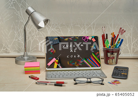 Desk prepared for the return to school 65405052