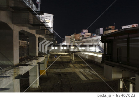 高架化が進む新潟駅（2018年10月） 65407022