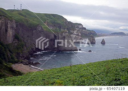 トッカリショ岬の絶壁の海岸 トッカリショ岬の絶壁の海岸 65407119