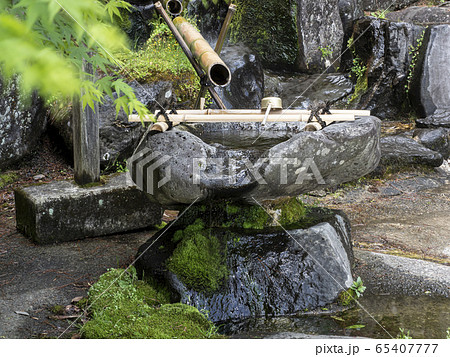 お寺の 手水 65407777
