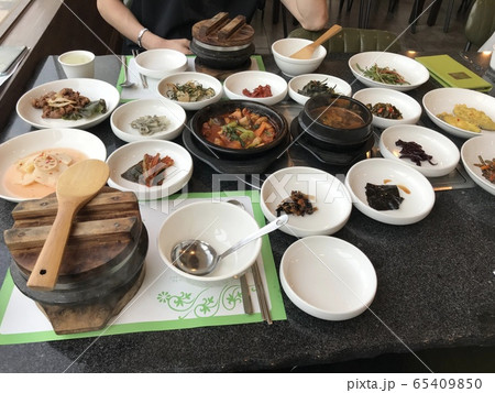 ご飯 ライス 食べ物 65409850