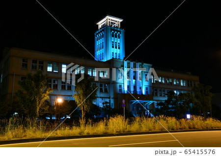 大牟田市役所ブルーライトアップ 65415576