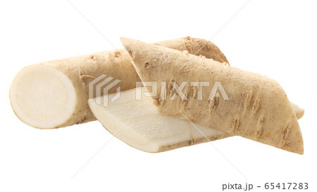 Cut horseradish a.rusticana, paths Cut horseradish a.rusticana, paths 65417283
