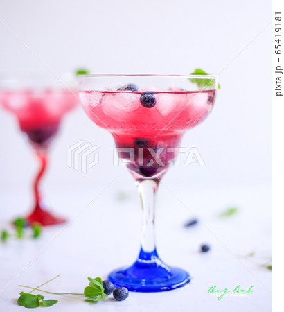 Blueberry Juice 65419181