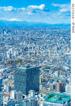 都市風景 サンシャインシティ60展望台から見た関東平野 富士山 東京都 の写真素材