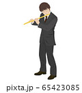 フルートを演奏している男性 65423085