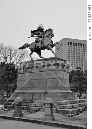 楠木正成像（皇居前） 65425463