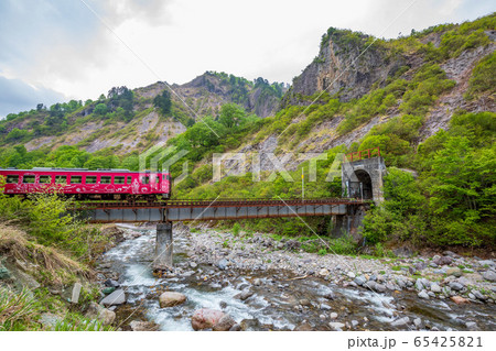 只見線　六十里トンネル 65425821