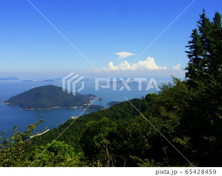 鞆の浦 後山公園から望む瀬戸内の島々 65428459