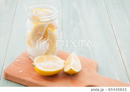 塩レモンイメージ 65430833