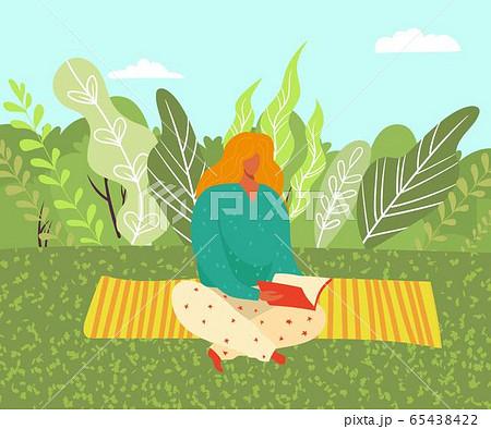 Woman Sitting On Grass In The Park On Yoga Matt のイラスト素材