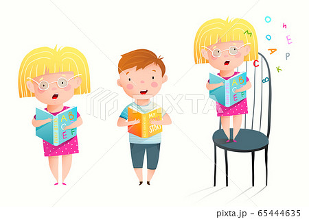 Funny Sweet Children Study To Read Books のイラスト素材