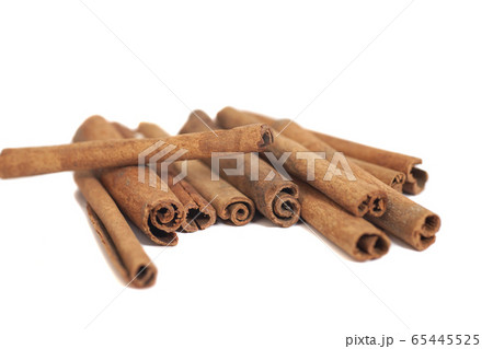 Cinnamon sticks Cinnamon sticks 65445525