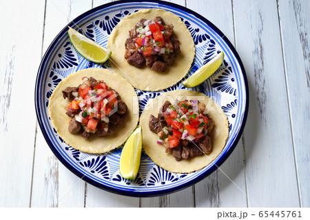 タコス　Tacos 65445761