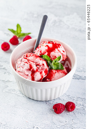 Raspberry ice cream in bowl Raspberry ice cream in bowl 65446225