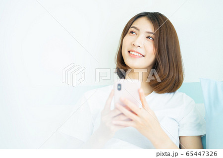 A woman at home 65447326