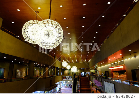 国立劇場のロビーの吹き抜け 国立劇場のロビーの吹き抜け 65458627