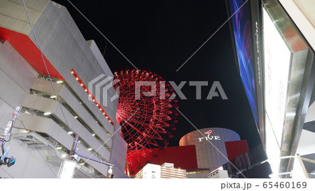 <大阪景観>ビルの上の観覧車・大阪ヘップファイブ 65460169