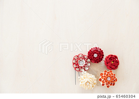 つまみ細工の簪　背景用 65460304