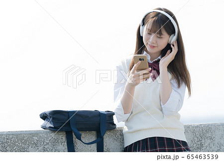 音楽鑑賞 音楽鑑賞 65463539