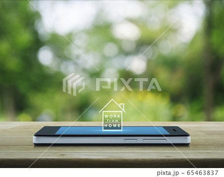 Business social distancing online concept 65463837