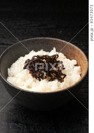 昆布の佃煮のご飯 65473073