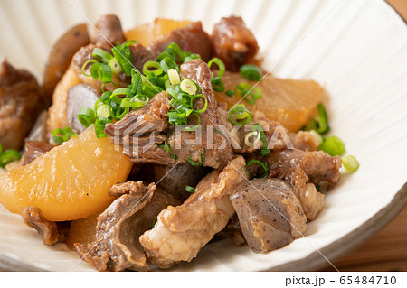 牛すじと大根の煮込み 牛すじと大根の煮込み 65484710