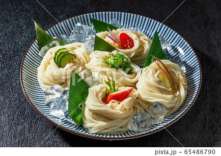 ひやむぎ　Japanese very thin noodle(Somen) 65486790