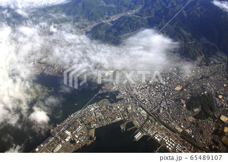 上空より望む 周南市徳山市街 山口県 の写真素材