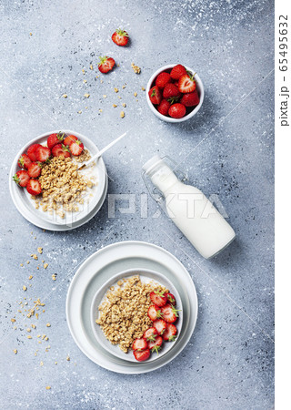 healthy breakfast with granola healthy breakfast with granola 65495632